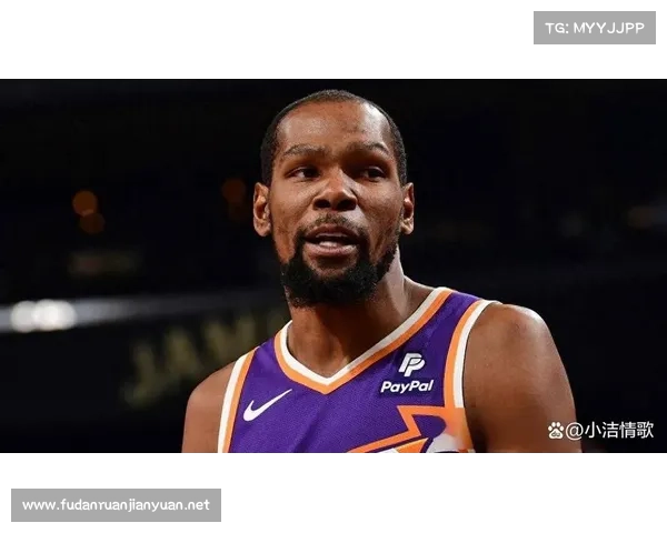 NBA球星穿上西装都啥样?杜兰特气质感人,甜瓜穿成黑帮大佬 NBA球星穿上西装都啥样?杜兰特气质感人,甜瓜穿成黑帮大佬