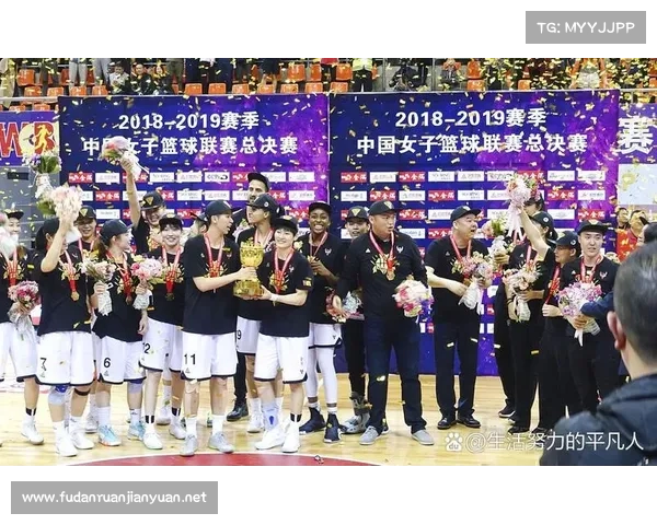一场16分大胜!广东东莞女篮打败四川队,斩获2024-2025WCBA冠军 一场16分大胜!广东东莞女篮打败四川队,斩获2024-2025WCBA冠军